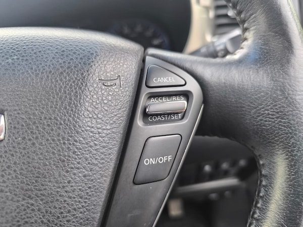 Used Nissan Elgrand 2014 for sale - 76076311: Photo 16
