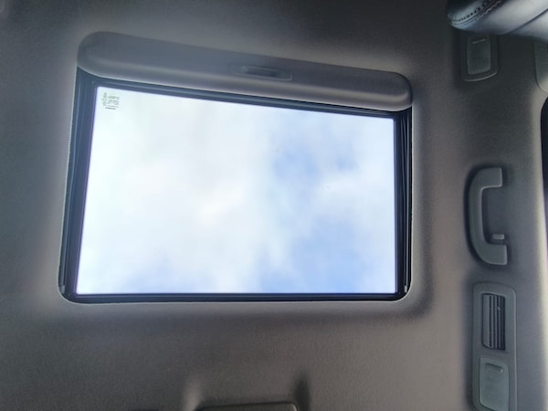 Used Nissan Elgrand 2014 for sale - 76076311: Photo 21
