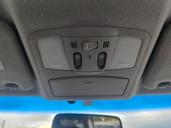 Used Nissan Elgrand 2014 for sale - 76076311: Photo 25