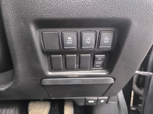 Used Nissan Elgrand 2014 for sale - 76076311: Photo 28
