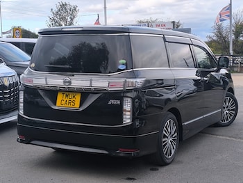 Used Nissan Elgrand 2014 for sale - 76076311: Photo 3