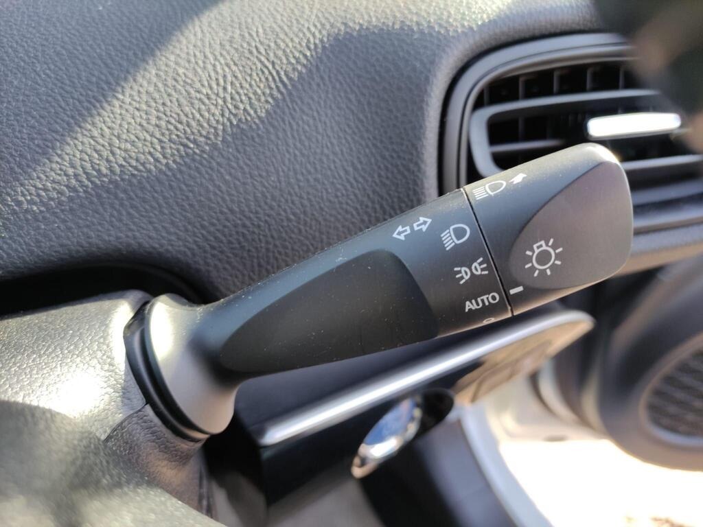 Used Toyota Prius 2017 for sale - 78078940: Photo 16