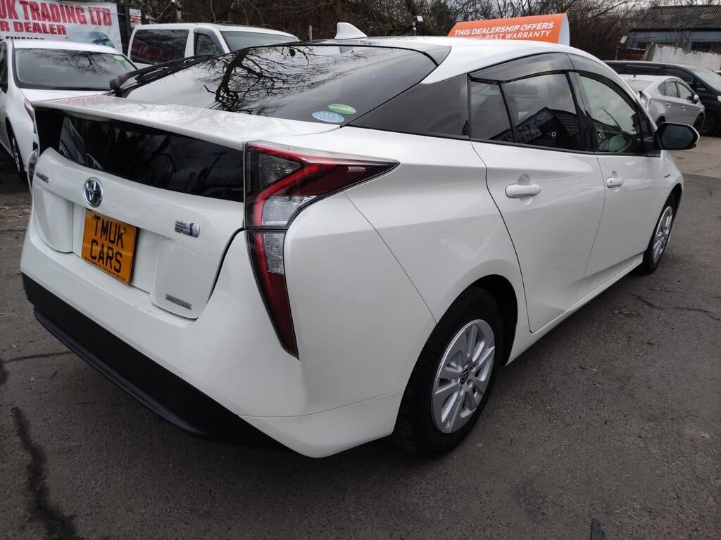 Used Toyota Prius 2017 for sale - 78078940: Photo 3