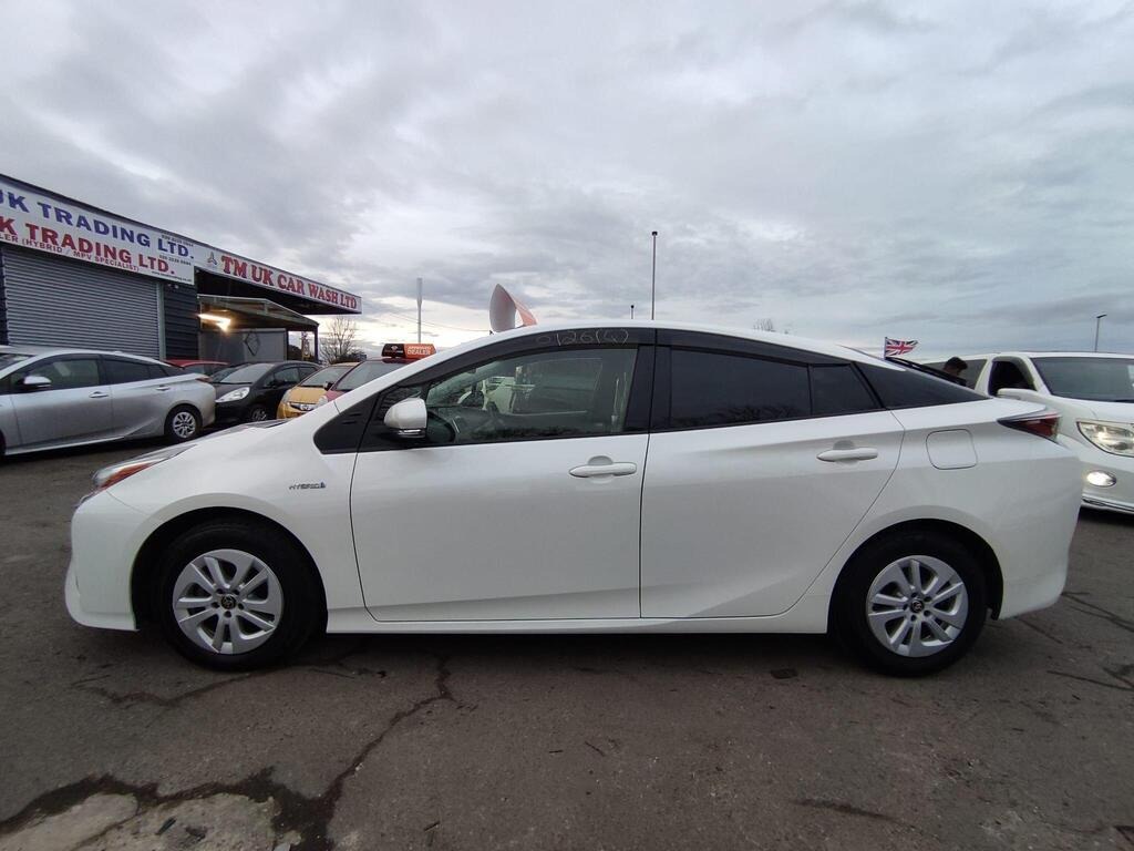 Used Toyota Prius 2017 for sale - 78078940: Photo 6
