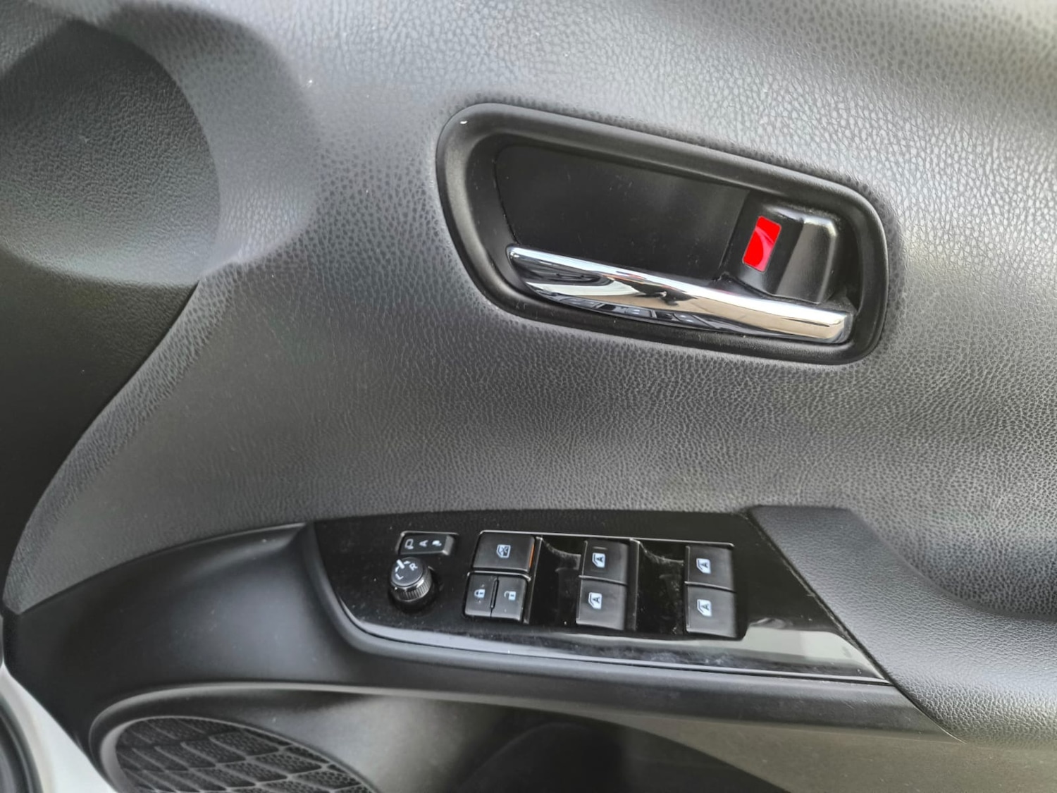 Used Toyota Prius 2016 for sale - 77135989: Photo 26