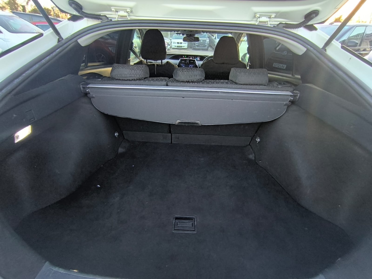 Used Toyota Prius 2016 for sale - 77135989: Photo 29