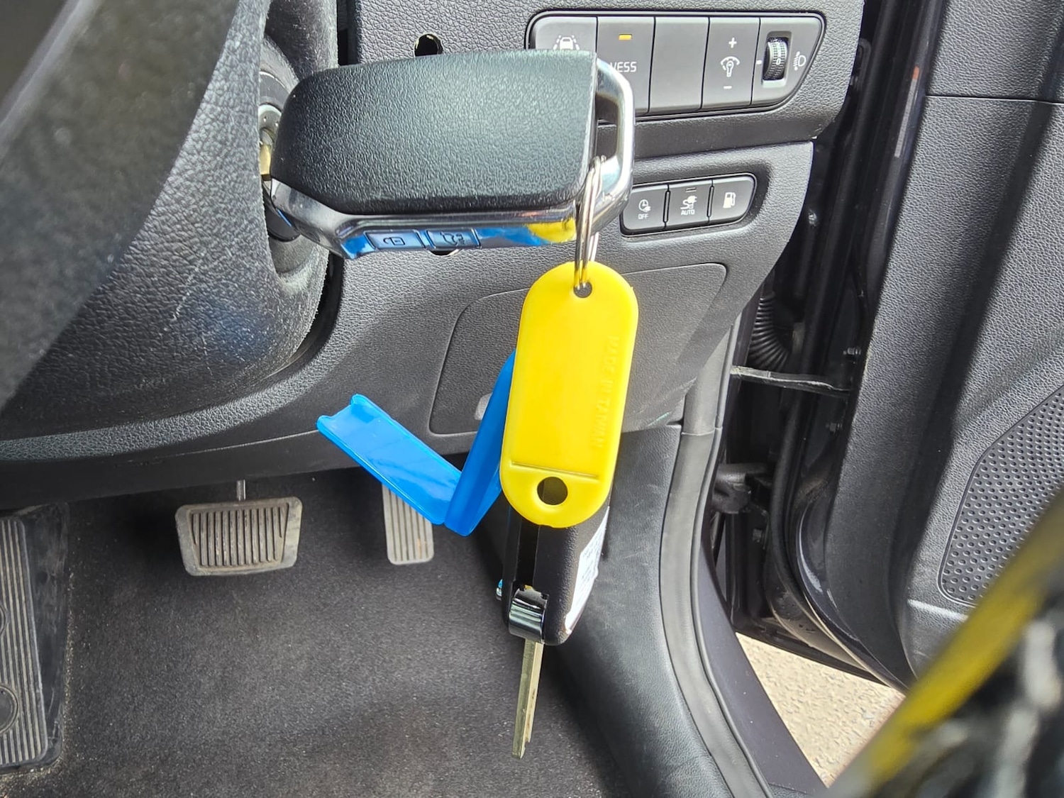 Vehicle 27