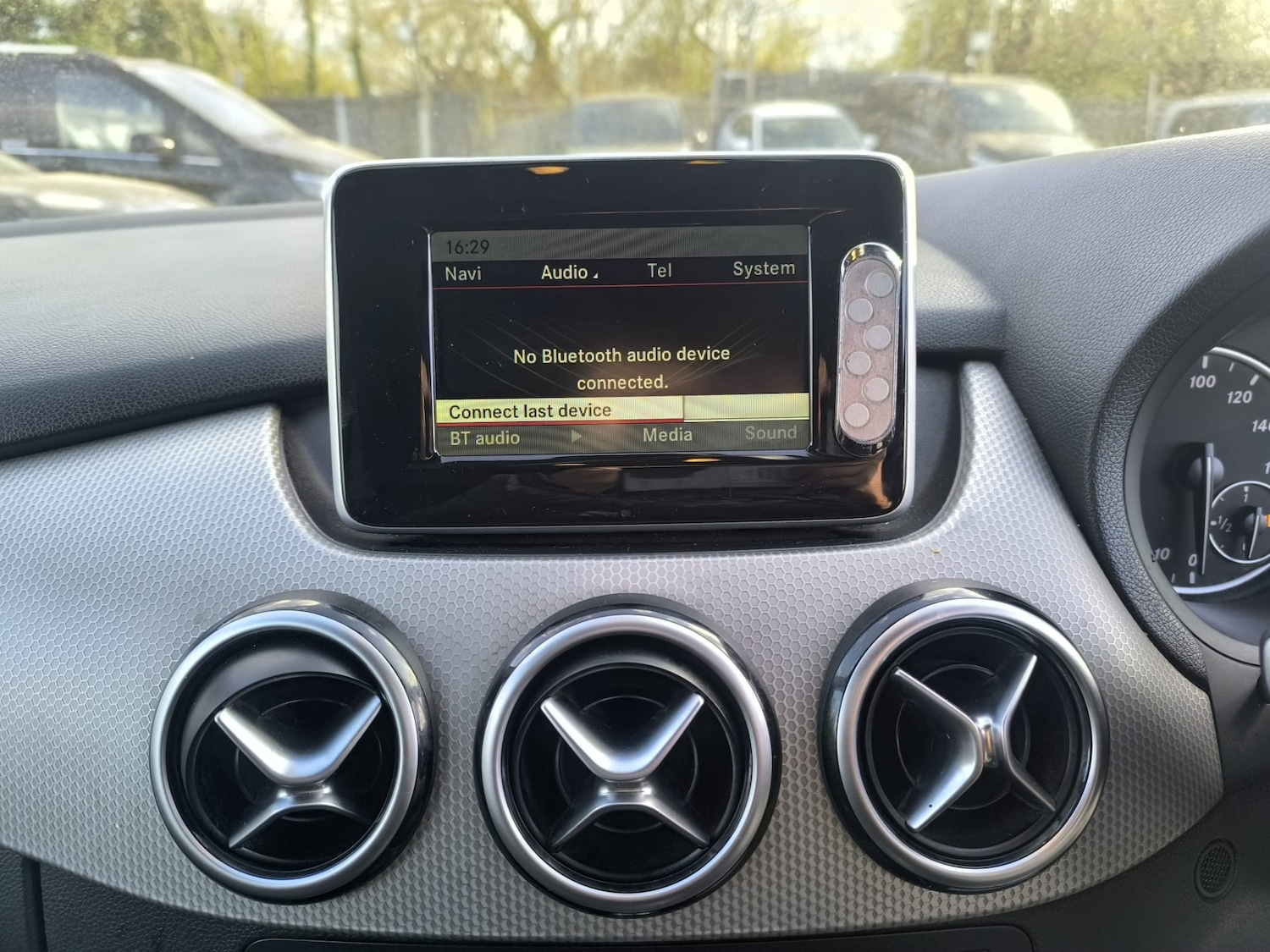 Used Mercedes-Benz B Class 2014 for sale - 78198169: Photo 20