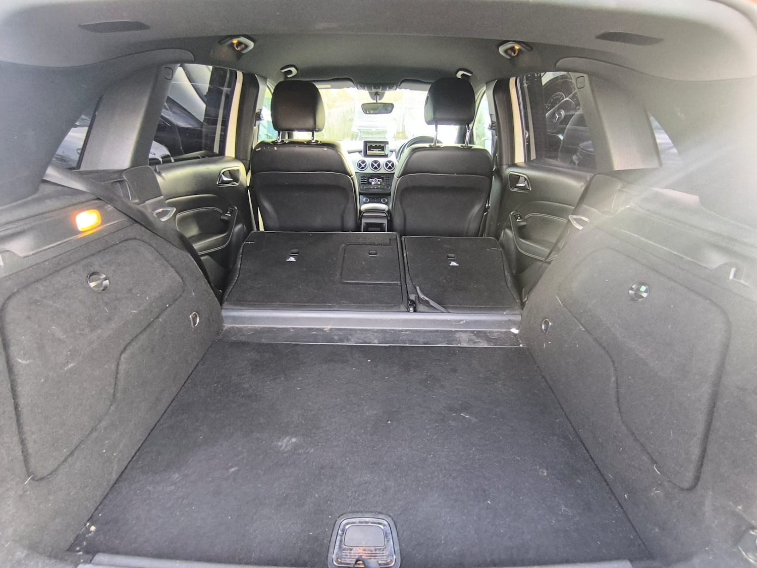 Used Mercedes-Benz B Class 2014 for sale - 78198169: Photo 37