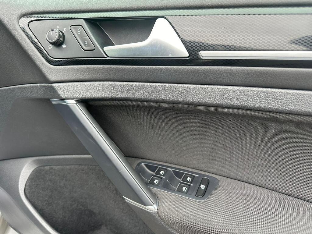 Used Volkswagen Golf 2014 for sale - 76958569: Photo 31