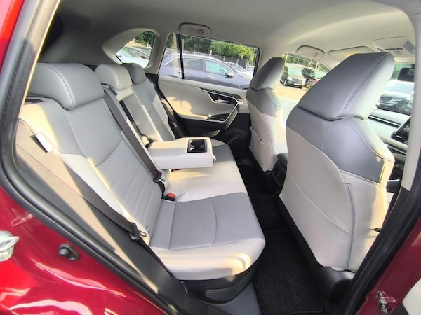 Used Toyota RAV4 2019 for sale - 75239520: Photo 12