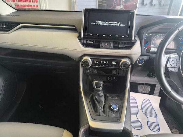 Used Toyota RAV4 2019 for sale - 75239520: Photo 19
