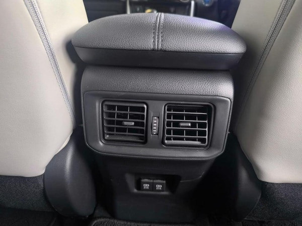 Used Toyota RAV4 2019 for sale - 75239520: Photo 31