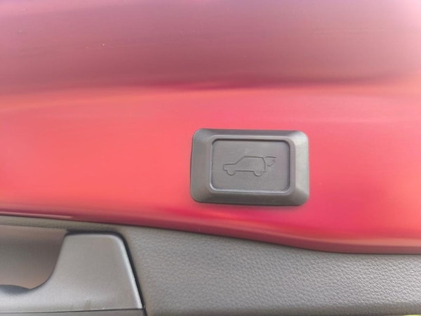 Used Toyota RAV4 2019 for sale - 75239520: Photo 33