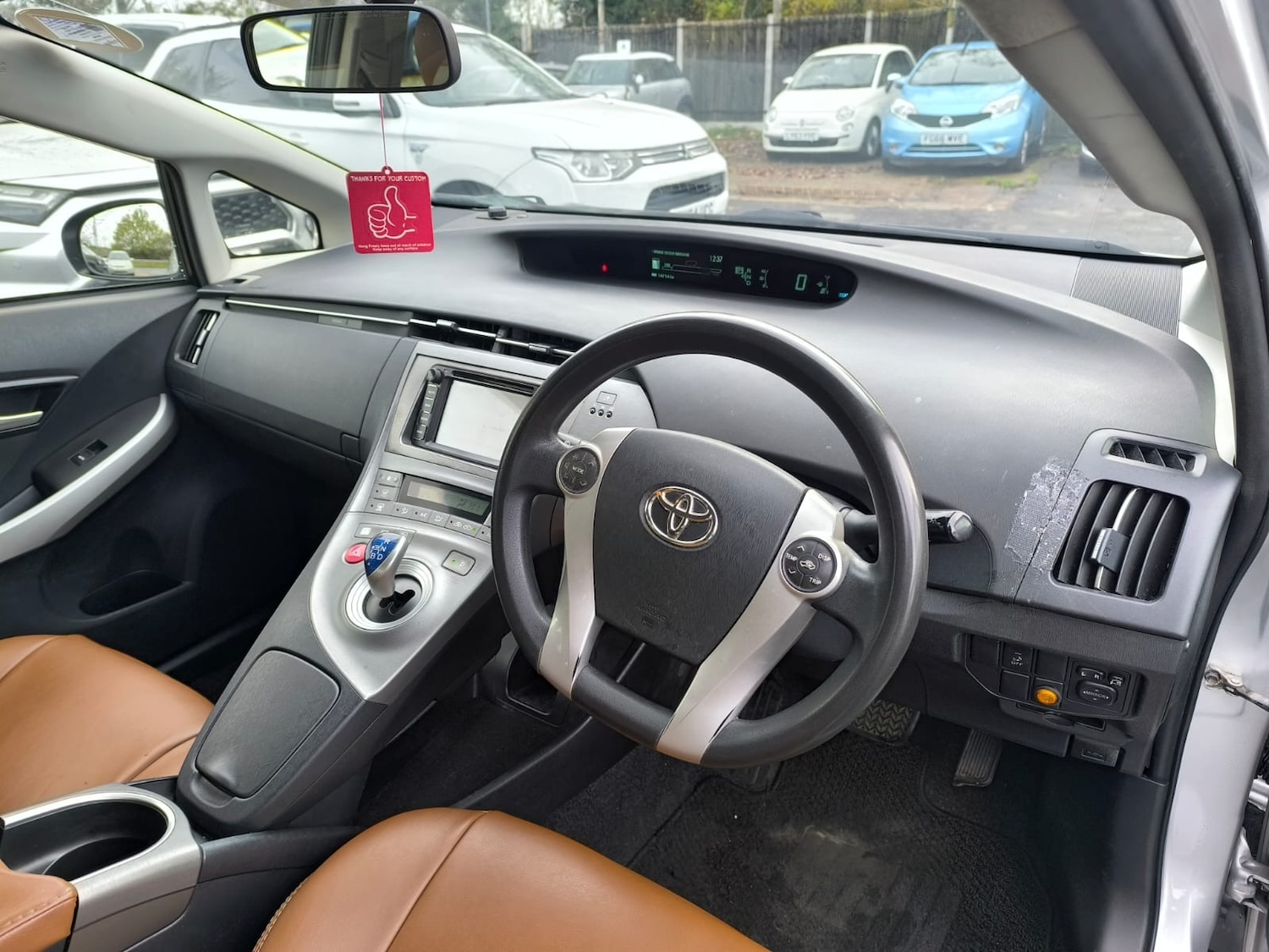 Used Toyota Prius 2014 for sale - 76638061: Photo 11