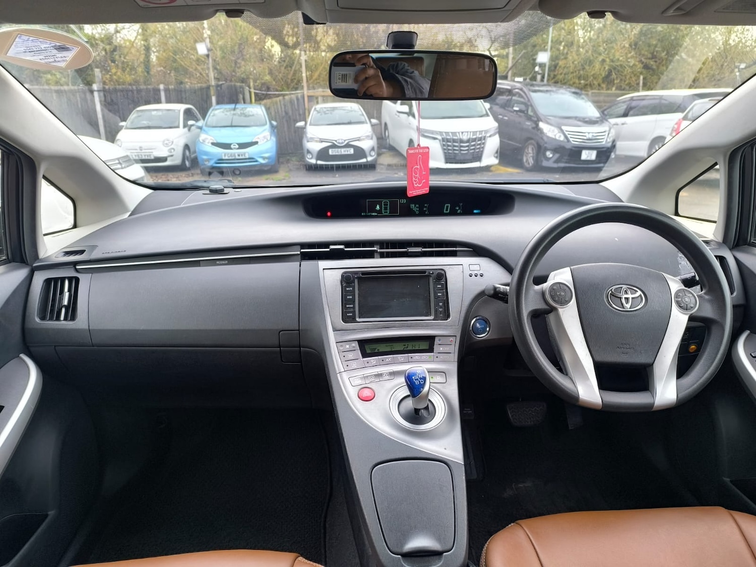 Used Toyota Prius 2014 for sale - 76638061: Photo 17