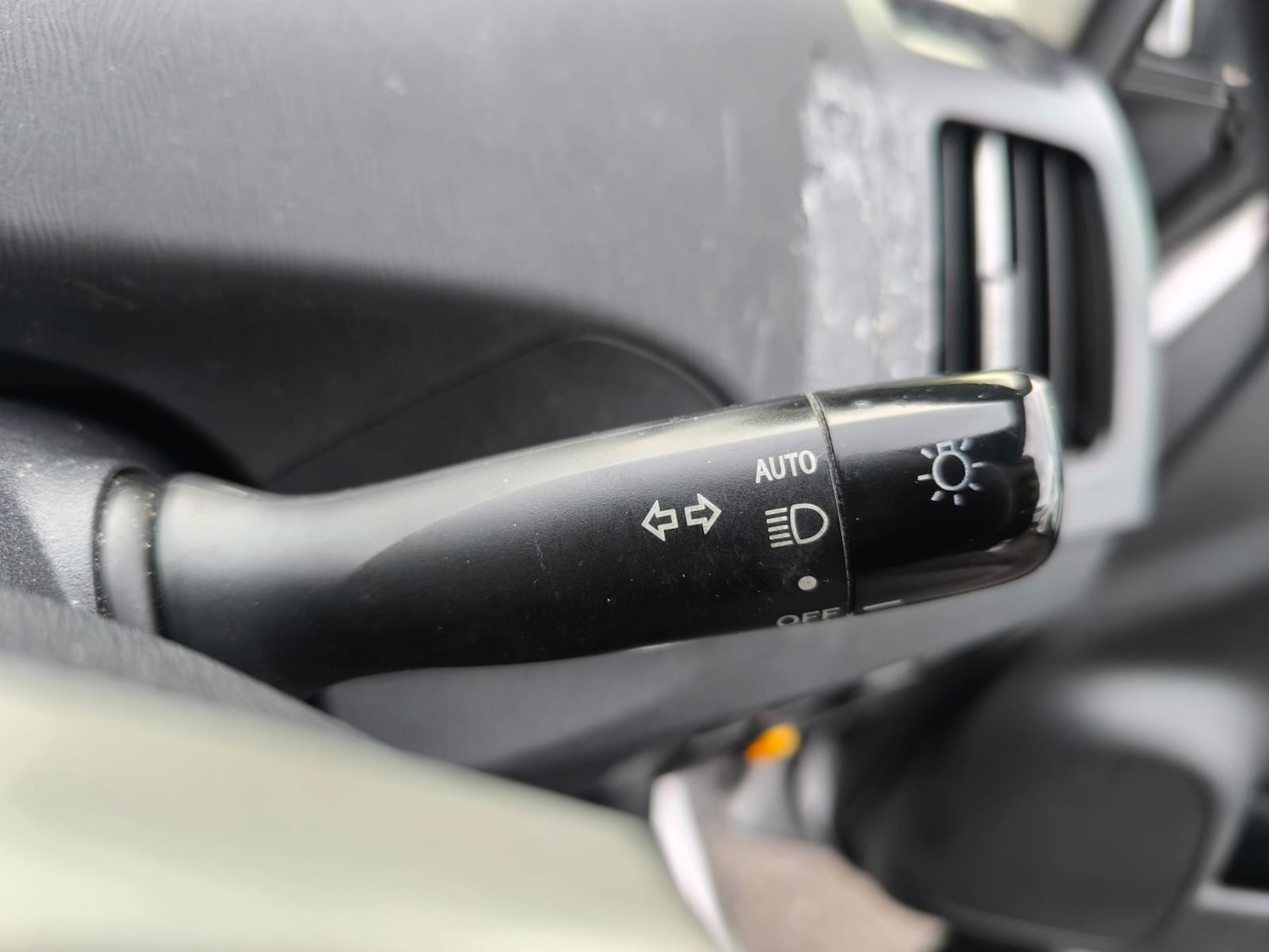 Used Toyota Prius 2014 for sale - 76638061: Photo 24