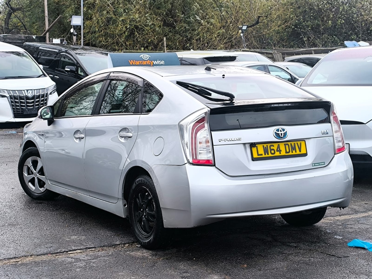 Used Toyota Prius 2014 for sale - 76638061: Photo 5