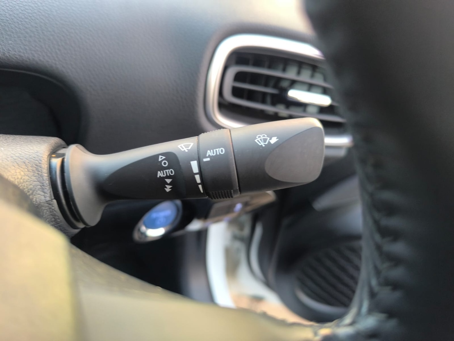 Used Toyota Prius 2022 for sale - 76794829: Photo 23