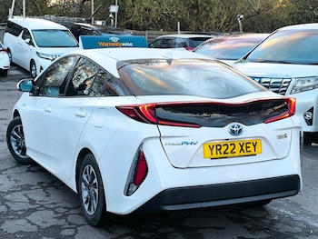 Used Toyota Prius 2022 for sale - 76794829: Photo
