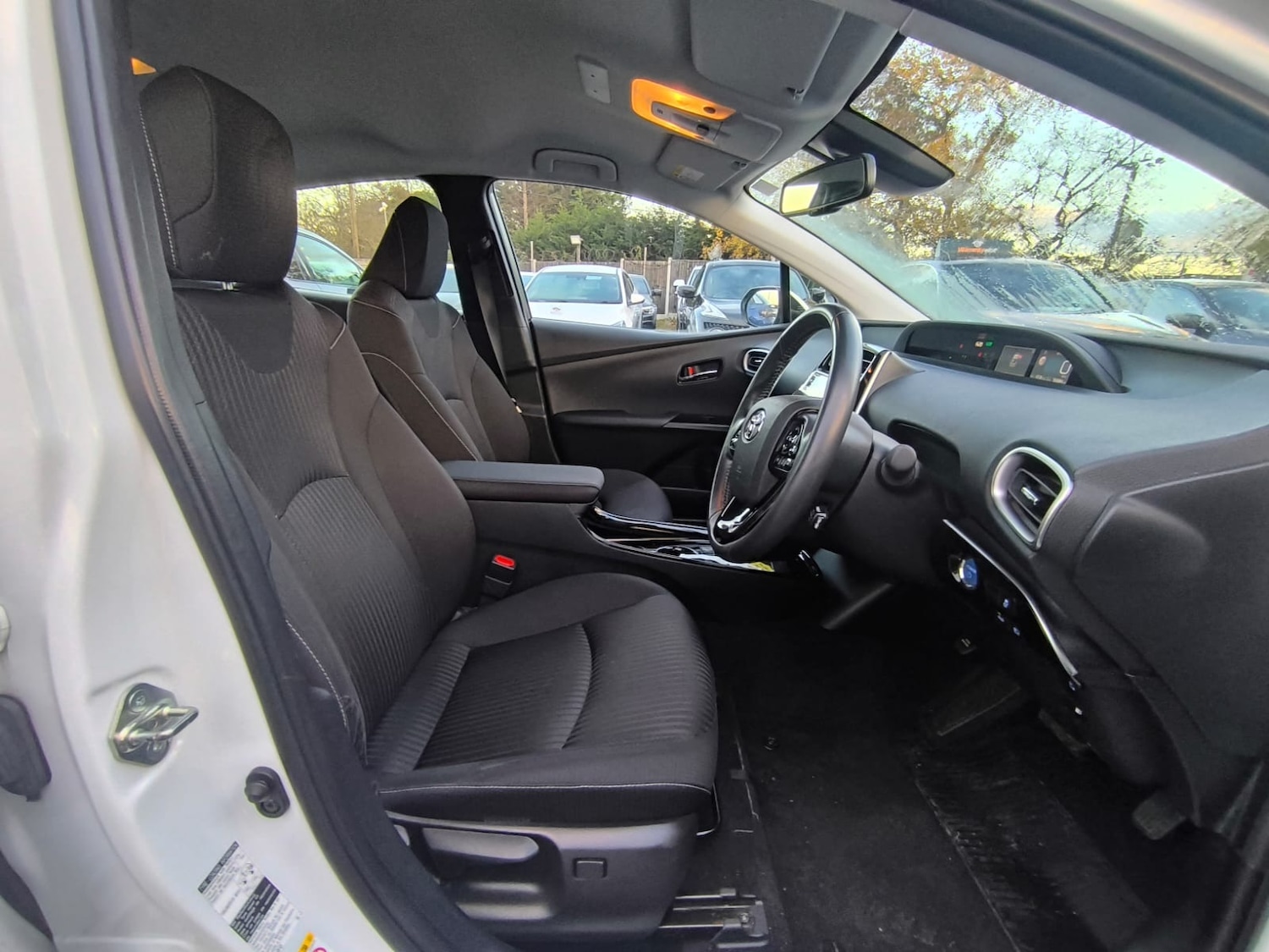 Used Toyota Prius 2022 for sale - 76794829: Photo 9