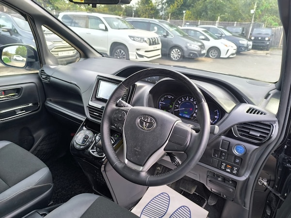 Used Toyota Noah 2022 for sale - 76194418: Photo 10
