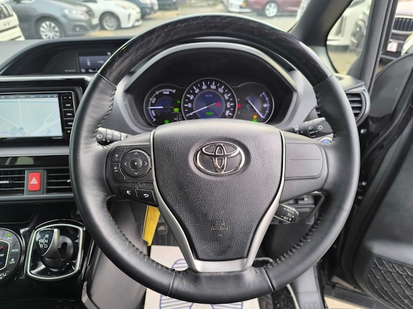 Used Toyota Noah 2022 for sale - 76194418: Photo 16