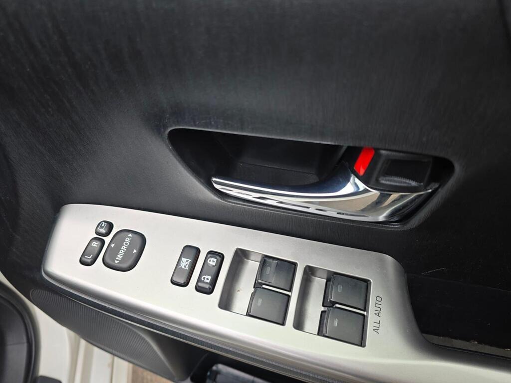 Used Toyota Prius+ 2017 for sale - 77148934: Photo 23