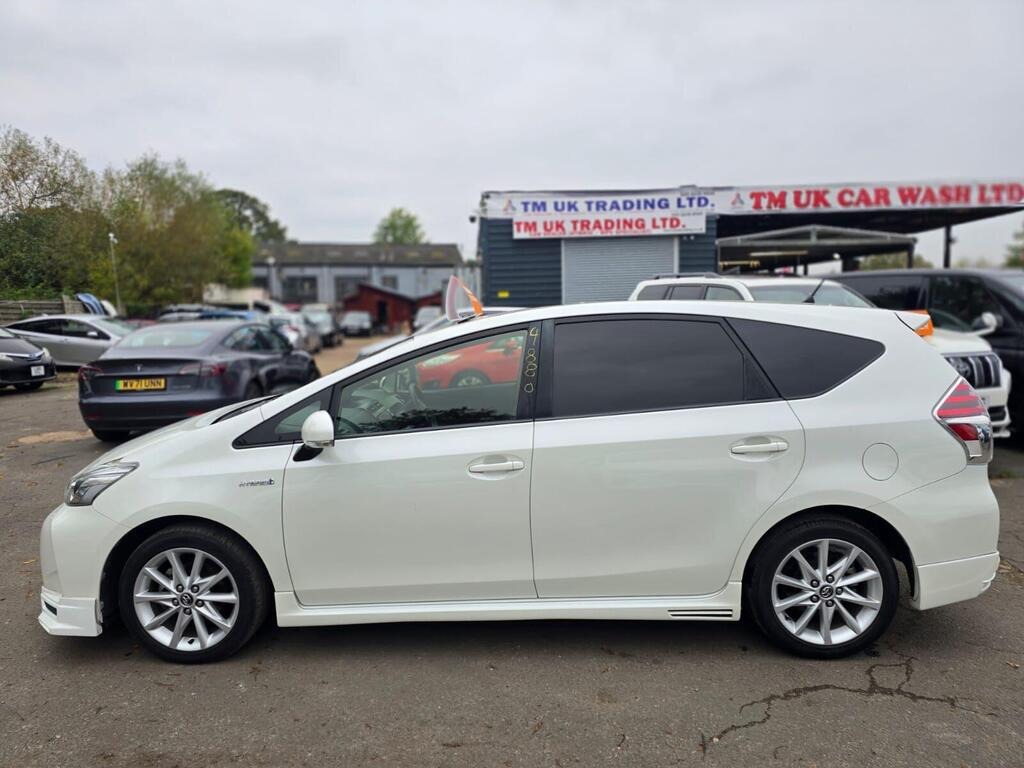 Used Toyota Prius+ 2017 for sale - 77148934: Photo 6