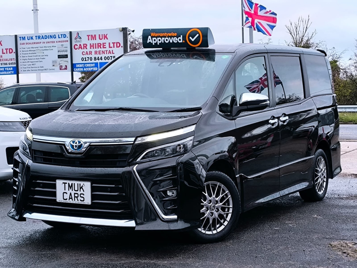 Used Toyota Voxy 2021 for sale - 76706029: Photo 2