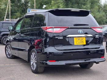 Used Toyota Estima 2018 for sale - 75604877: Photo