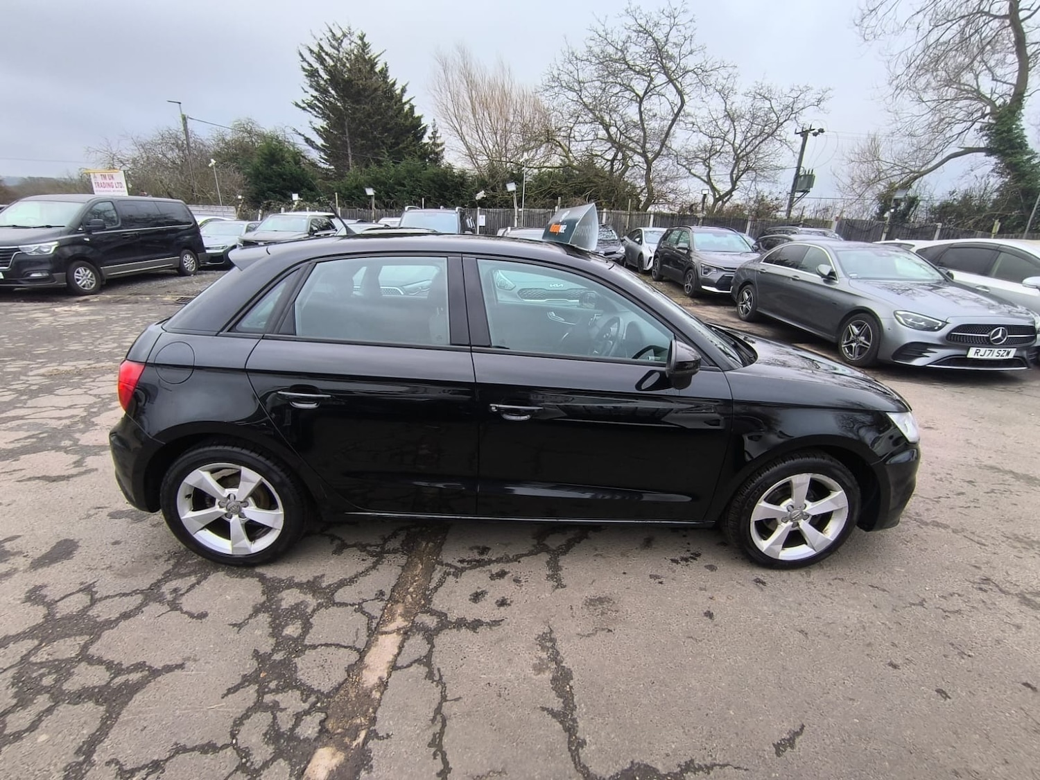 Used Audi A1 2016 for sale - 77617800: Photo 5