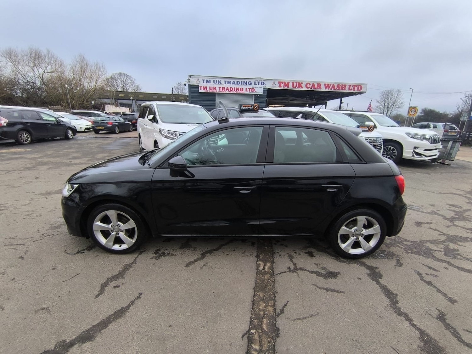 Used Audi A1 2016 for sale - 77617800: Photo 6