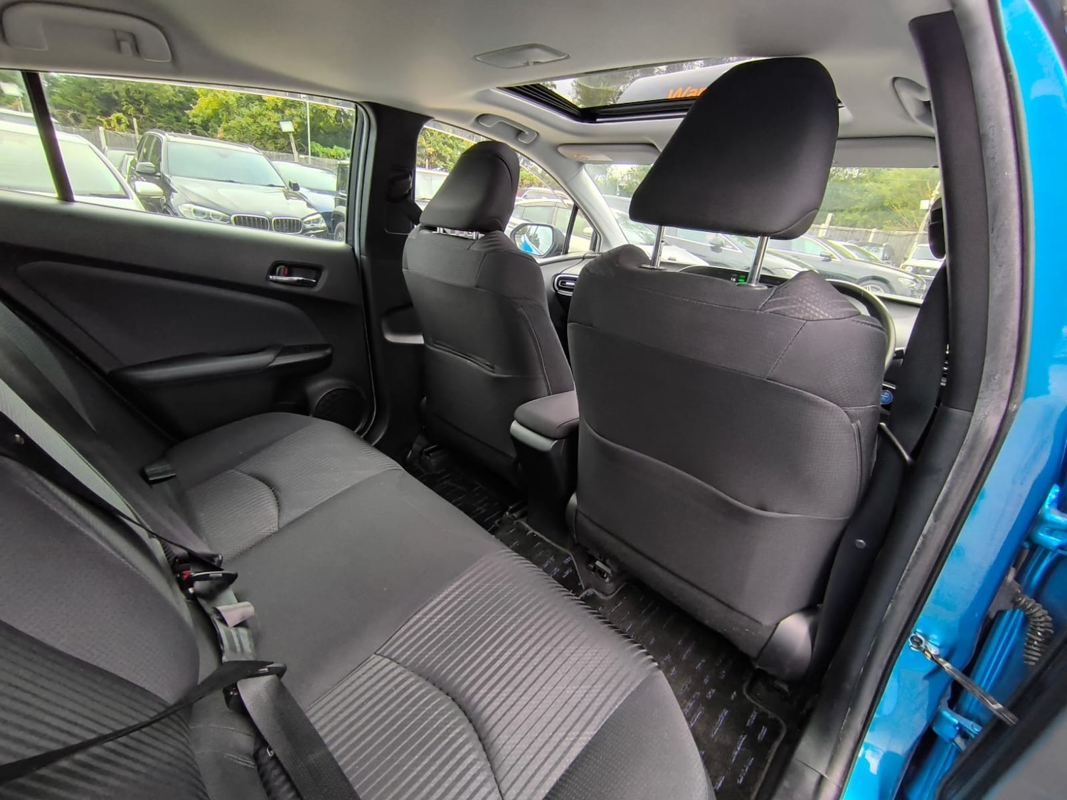 Used Toyota Prius 2020 for sale - 76046159: Photo 12