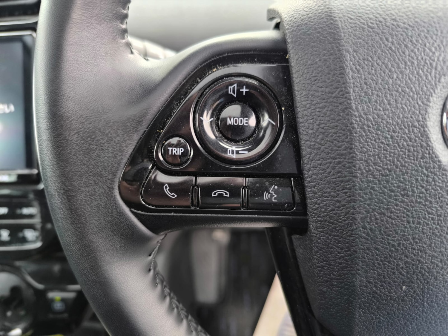 Used Toyota Prius 2020 for sale - 76046159: Photo 16