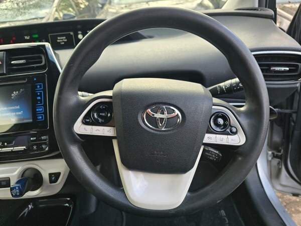 Used Toyota Prius 2018 for sale - 73030951: Photo 15