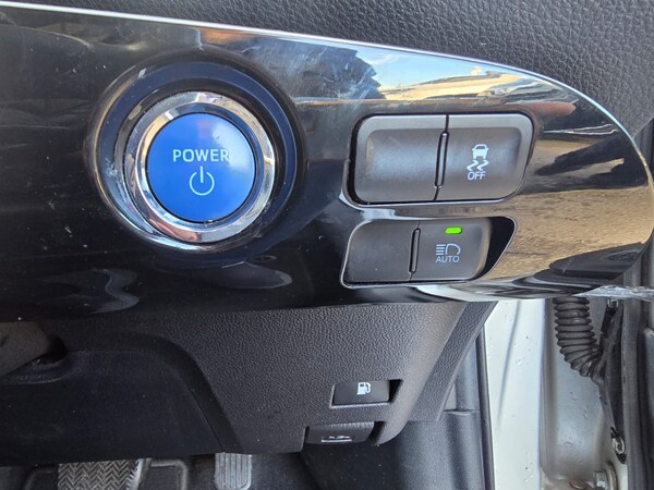 Used Toyota Prius 2018 for sale - 73030951: Photo 27
