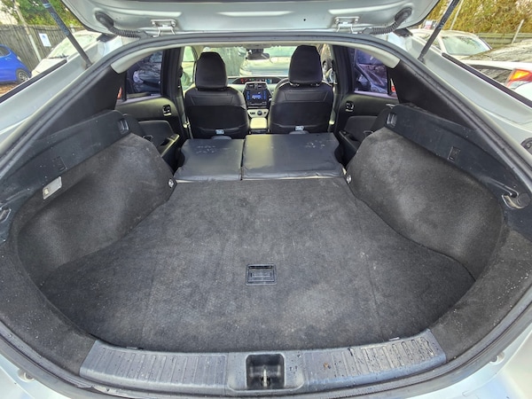 Used Toyota Prius 2018 for sale - 73030951: Photo 31