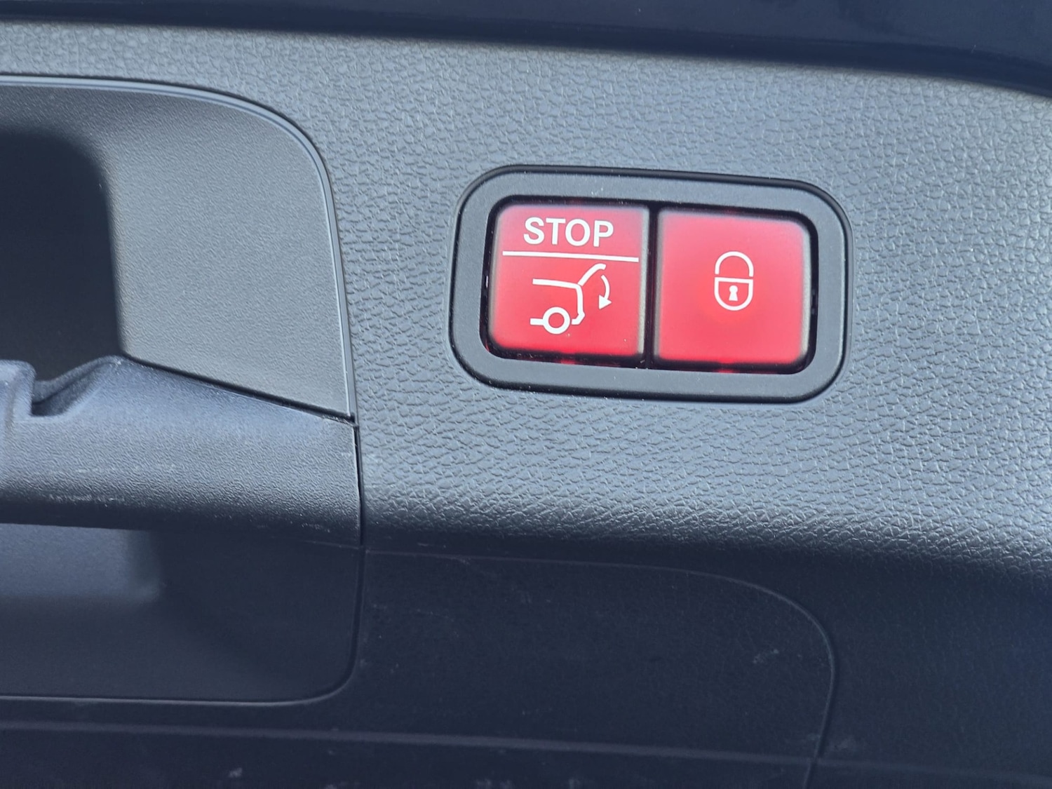 Used Mercedes-Benz EQC 2022 for sale - 76807376: Photo 29