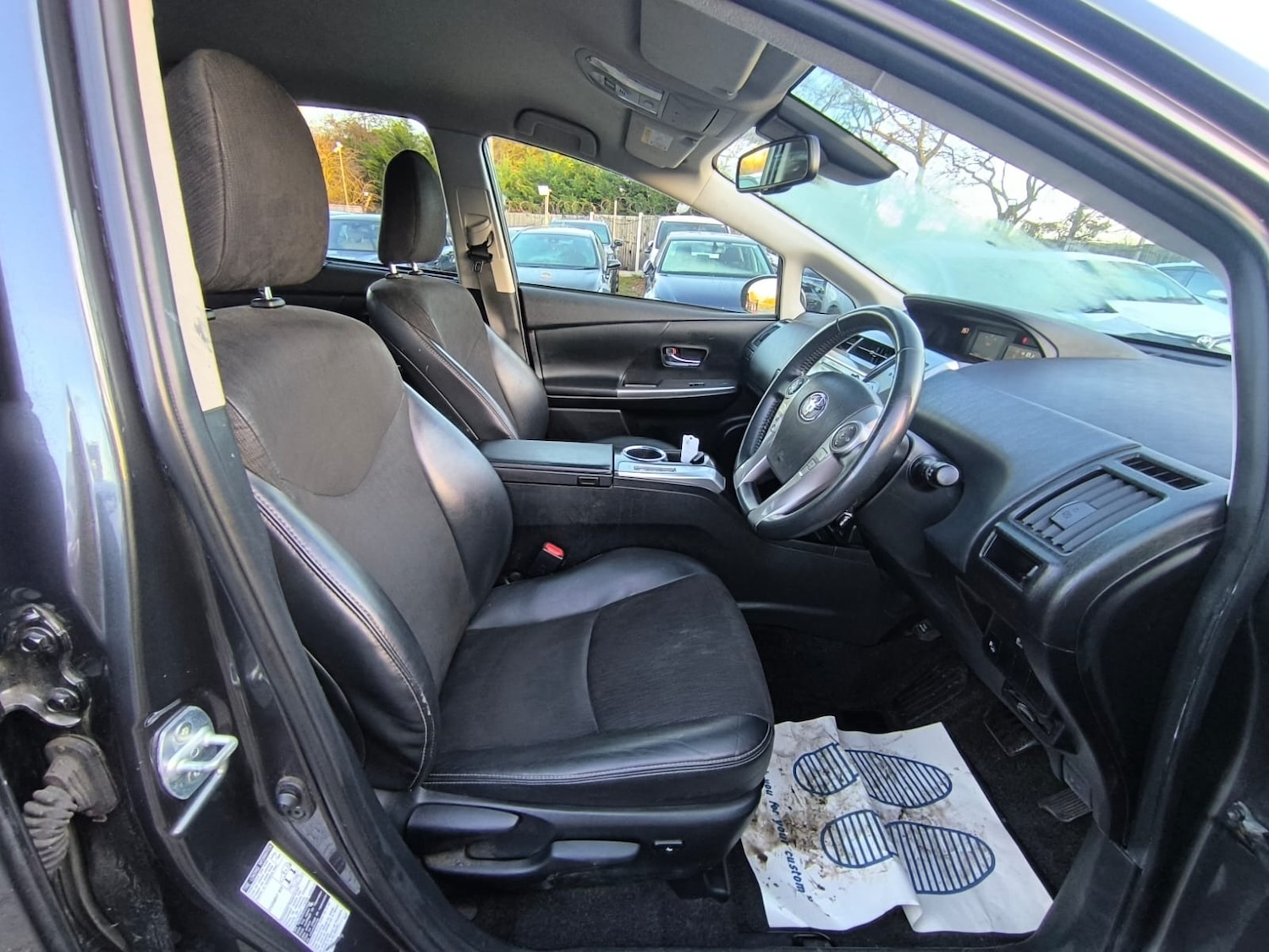 Used Toyota Prius+ 2020 for sale - 77093759: Photo 9