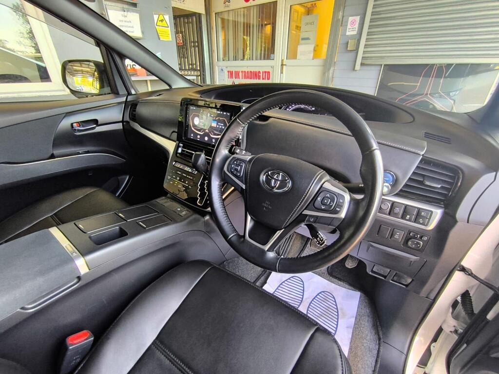 Used Toyota Estima 2018 for sale - 76860238: Photo 10