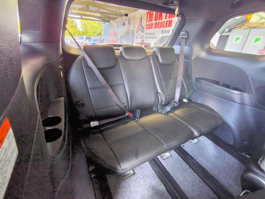 Used Toyota Estima 2018 for sale - 76860238: Photo 13