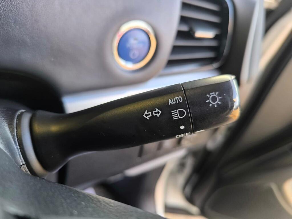 Used Toyota Estima 2018 for sale - 76860238: Photo 27