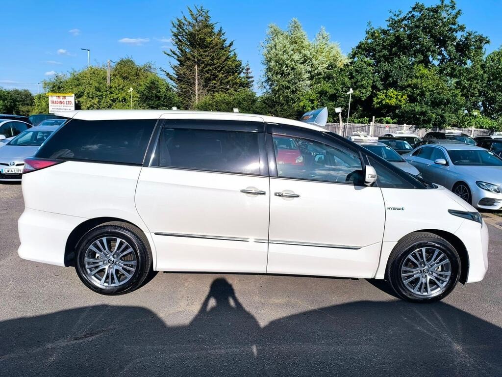 Used Toyota Estima 2018 for sale - 76860238: Photo 5
