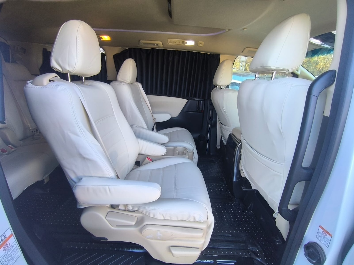 Used Toyota Alphard 2022 for sale - 76682313: Photo 11