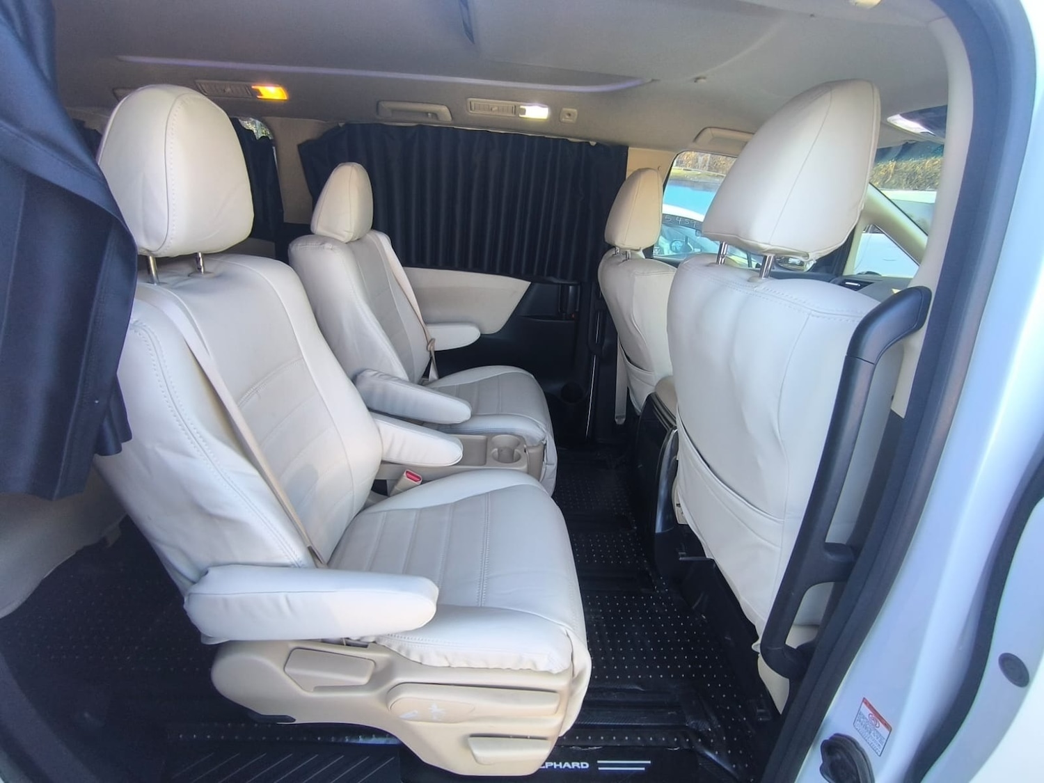 Used Toyota Alphard 2022 for sale - 76682313: Photo 12