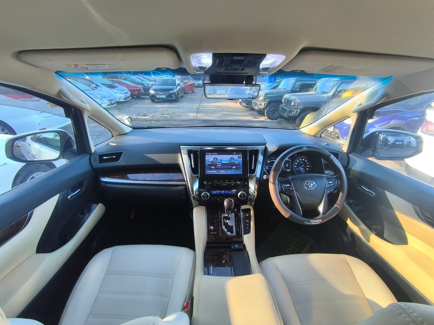 Used Toyota Alphard 2022 for sale - 76682313: Photo 15