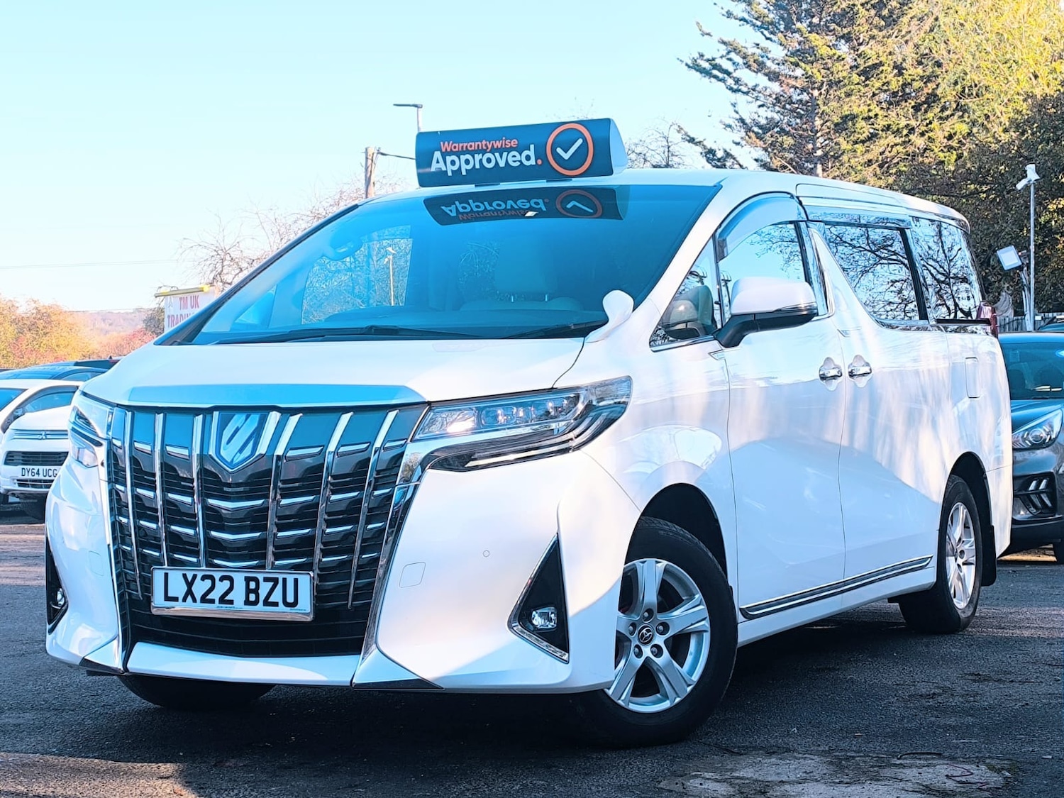 Used Toyota Alphard 2022 for sale - 76682313: Photo 2