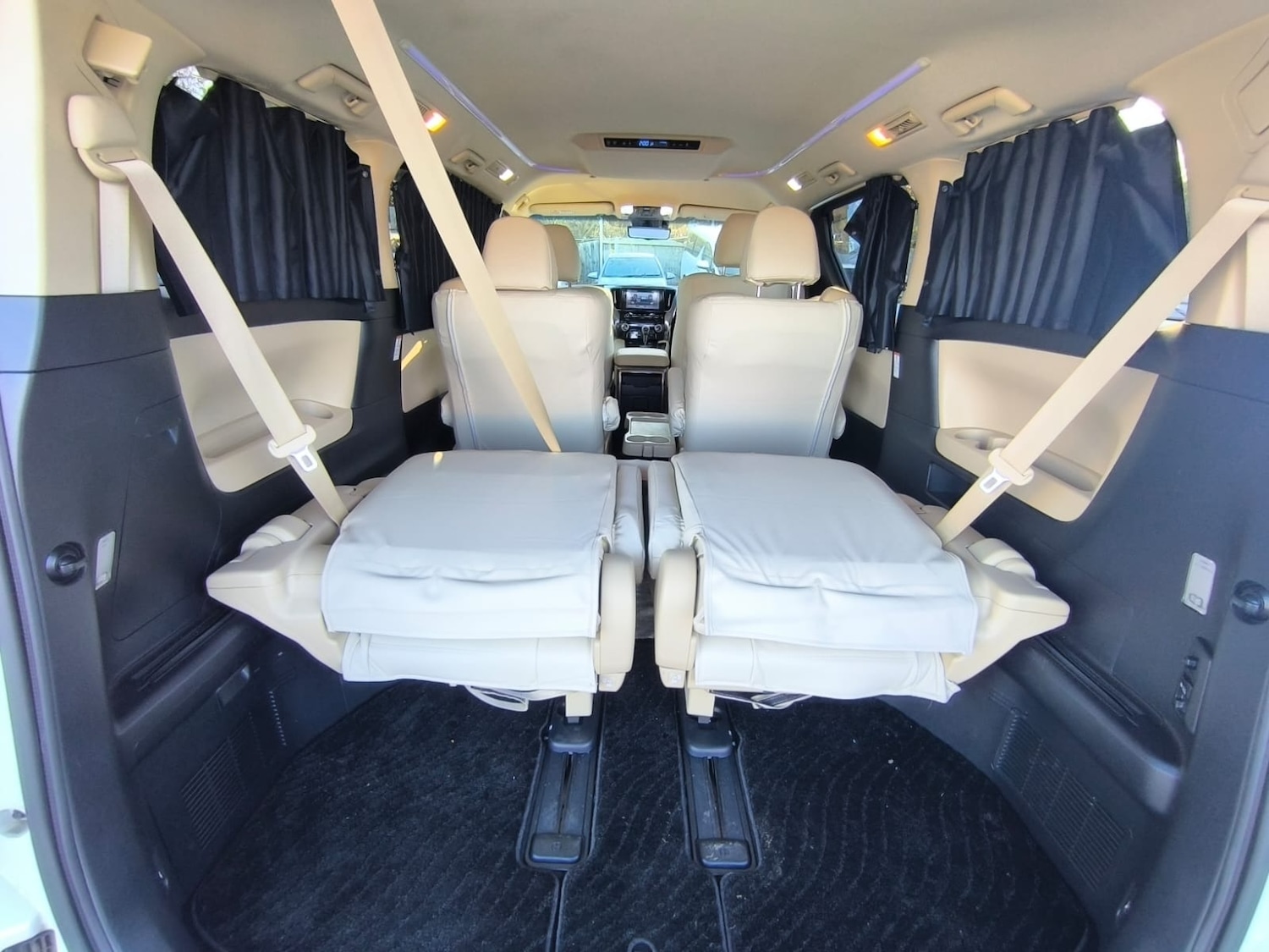 Used Toyota Alphard 2022 for sale - 76682313: Photo 39