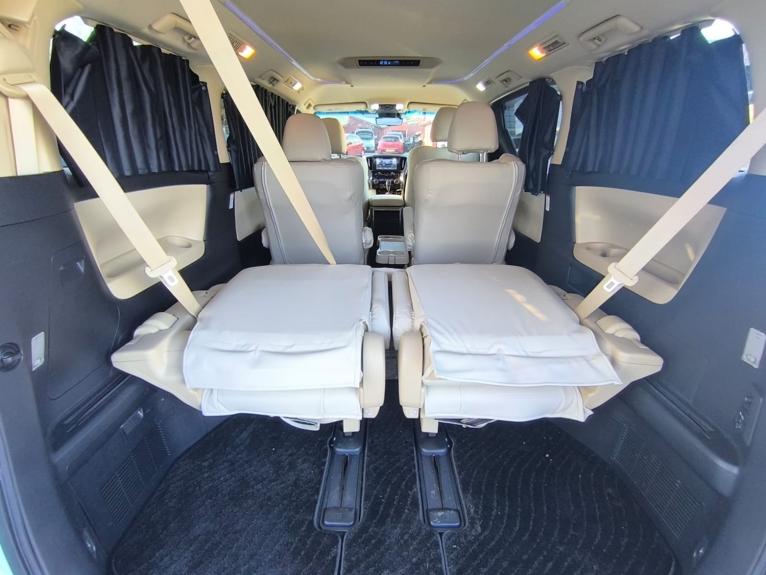 Used Toyota Alphard 2022 for sale - 76682313: Photo 40